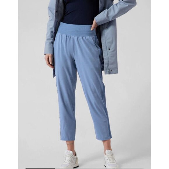 Athleta NOLITA Slim TAPERED Crop Size 4 PANTS Pull On STRETCH Travel UPF Pockets - Picture 1 of 12